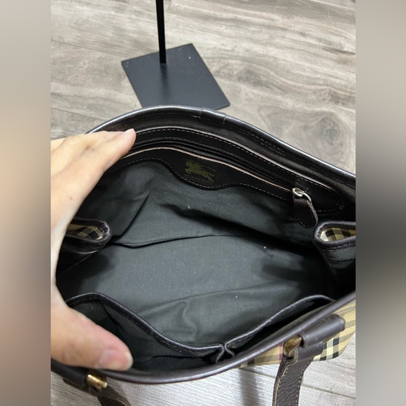 Authentic Vintage Burberry Haymarket Check Coated Canvass Shoulder Bag - Picture 6 of 11